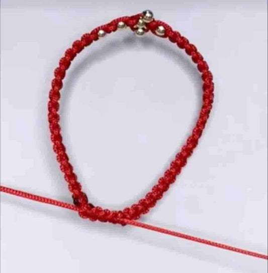 How to make string bracelets